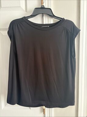 Staccato Black Sleeveless Crewneck Tank